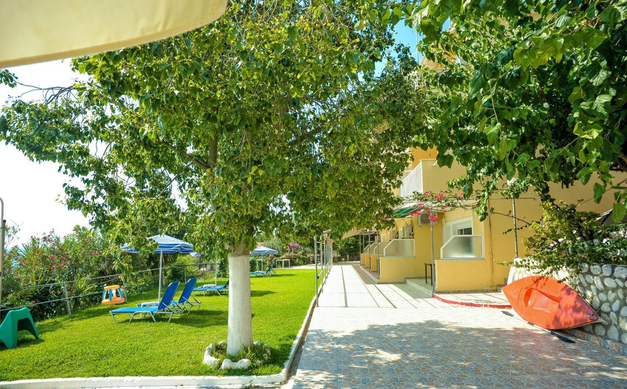 Rosa'S Beach Studios Lourdata  Exterior foto