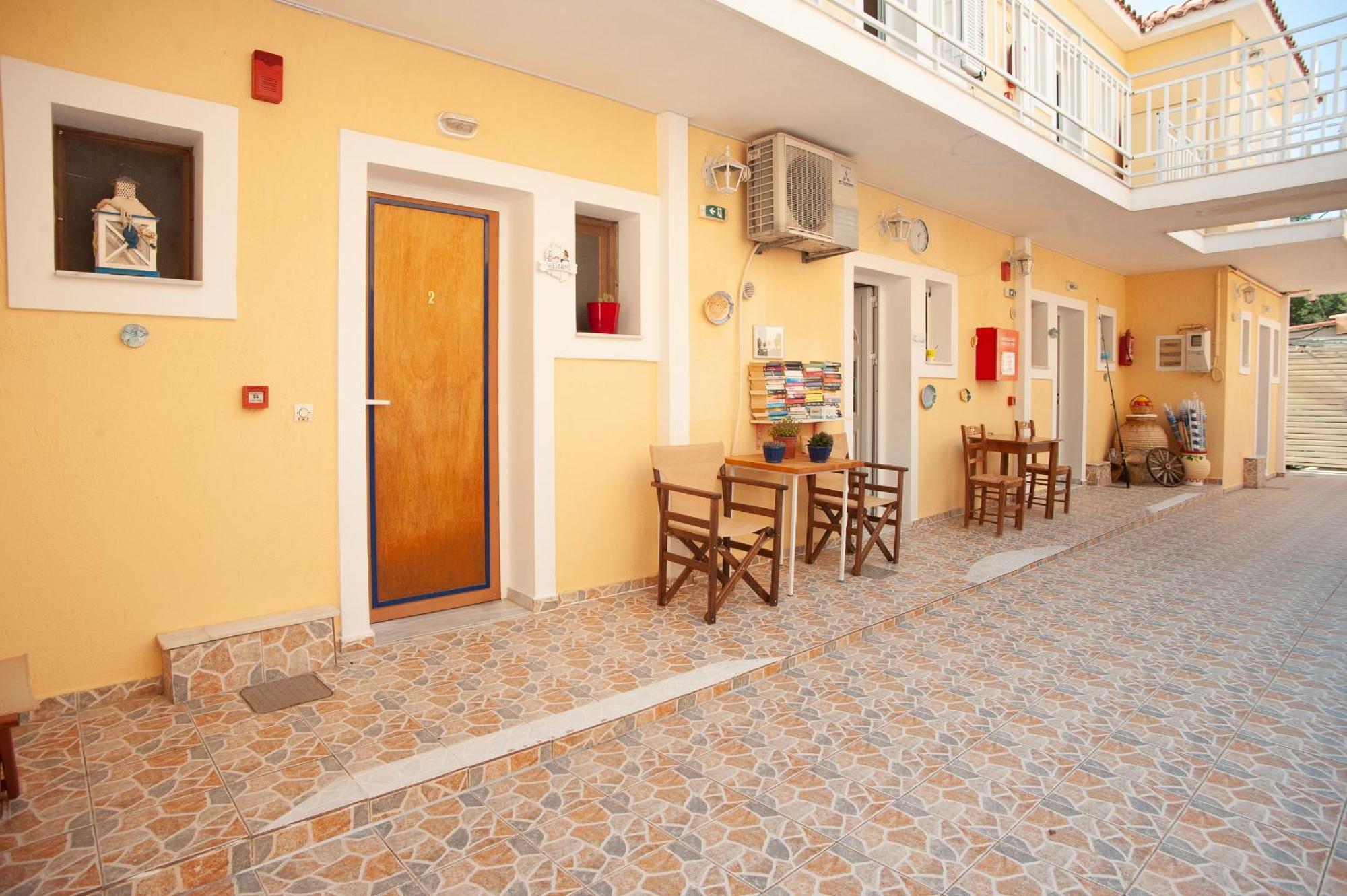 Rosa'S Beach Studios Lourdata  Exterior foto