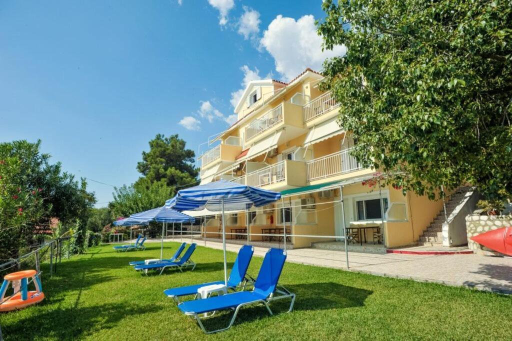 Rosa'S Beach Studios Lourdata  Exterior foto