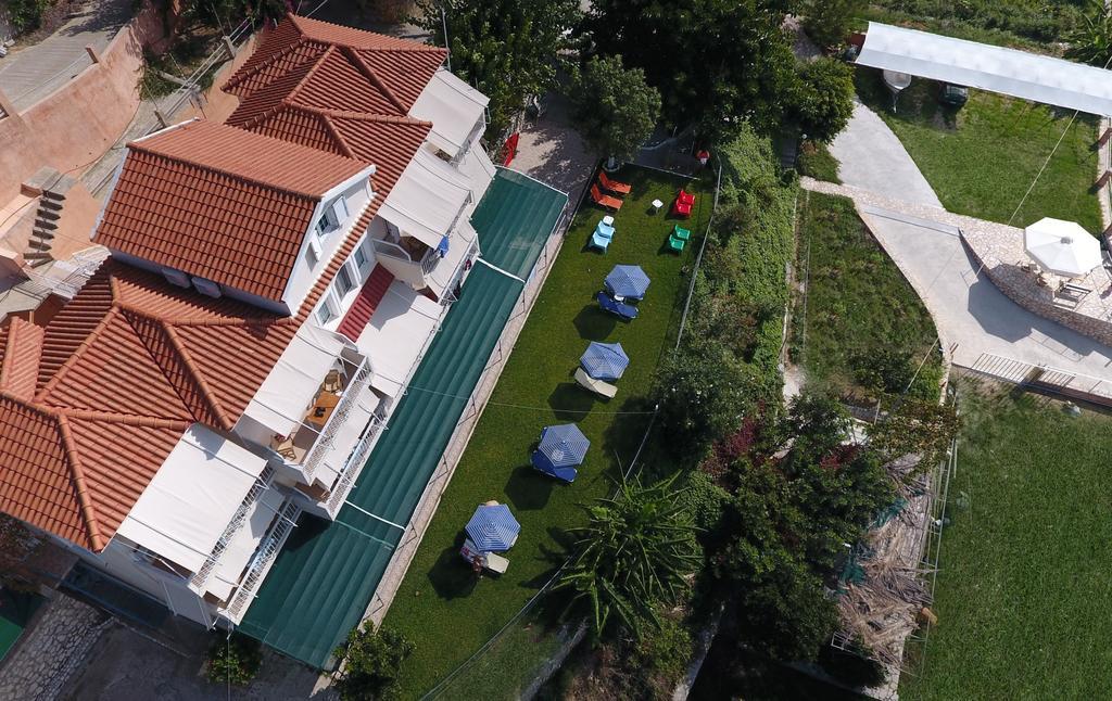 Rosa'S Beach Studios Lourdata  Exterior foto